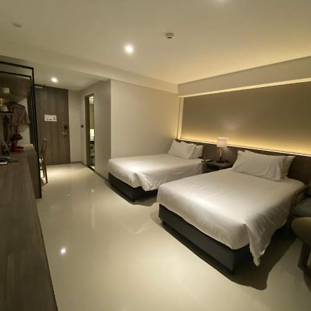 The Madera Lodge Pattaya Pantai Jomtien Luaran gambar