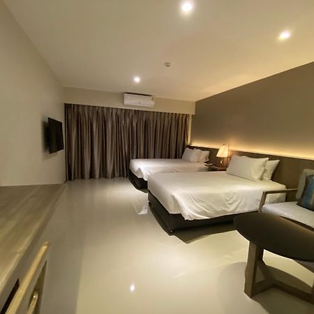 The Madera Lodge Pattaya Pantai Jomtien Luaran gambar