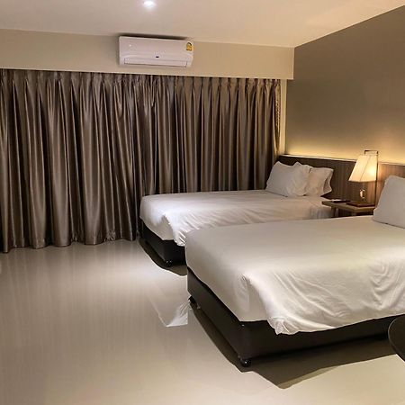 The Madera Lodge Pattaya Pantai Jomtien Luaran gambar